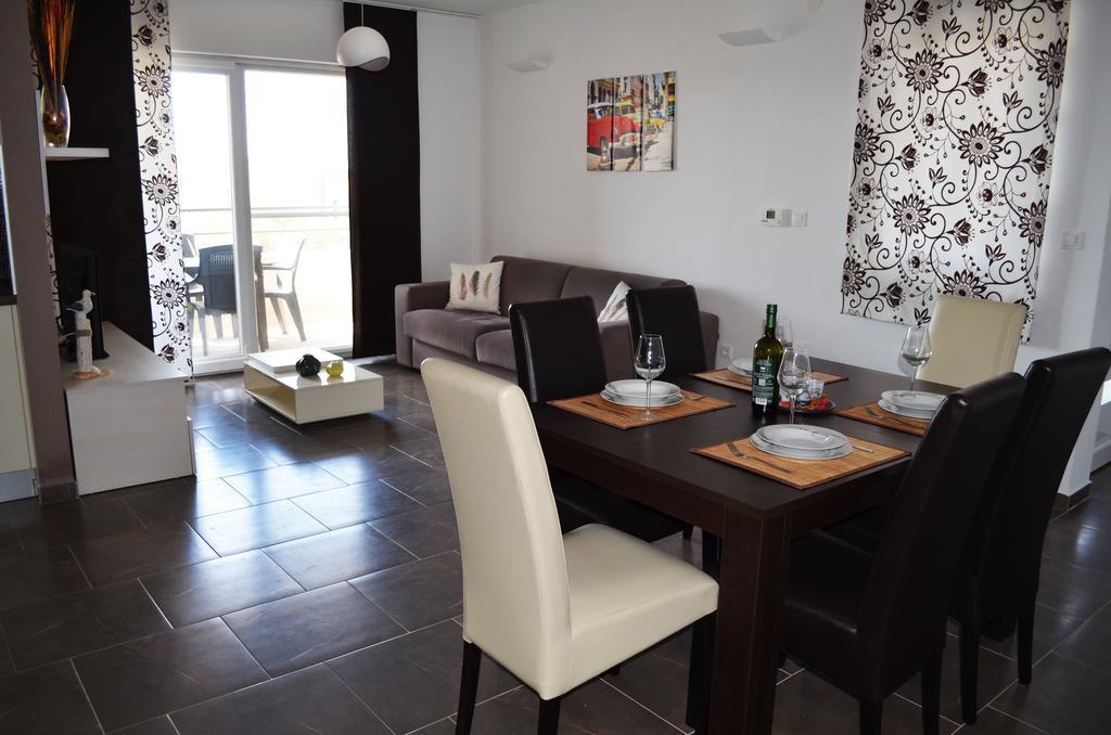 Apartments Miocic ซาดาร์ ภายนอก รูปภาพ